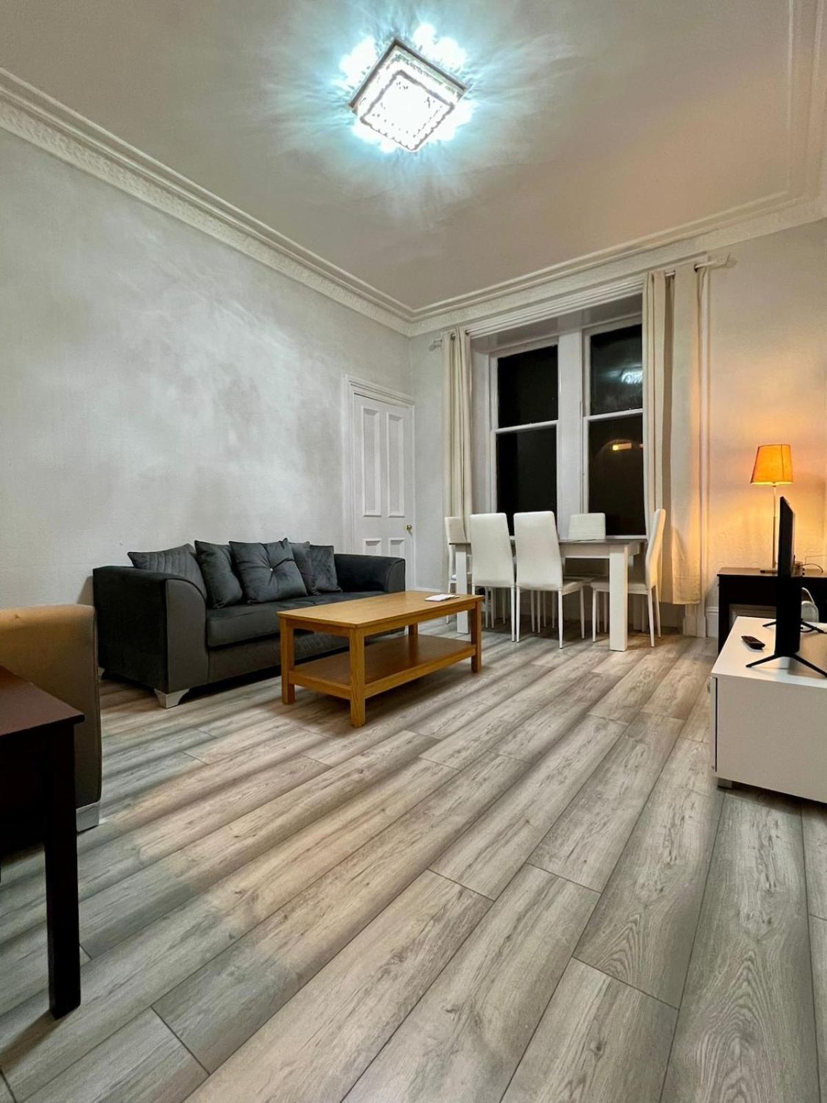 Old Town Royal Mile 2 Bedrooms * Édimbourg